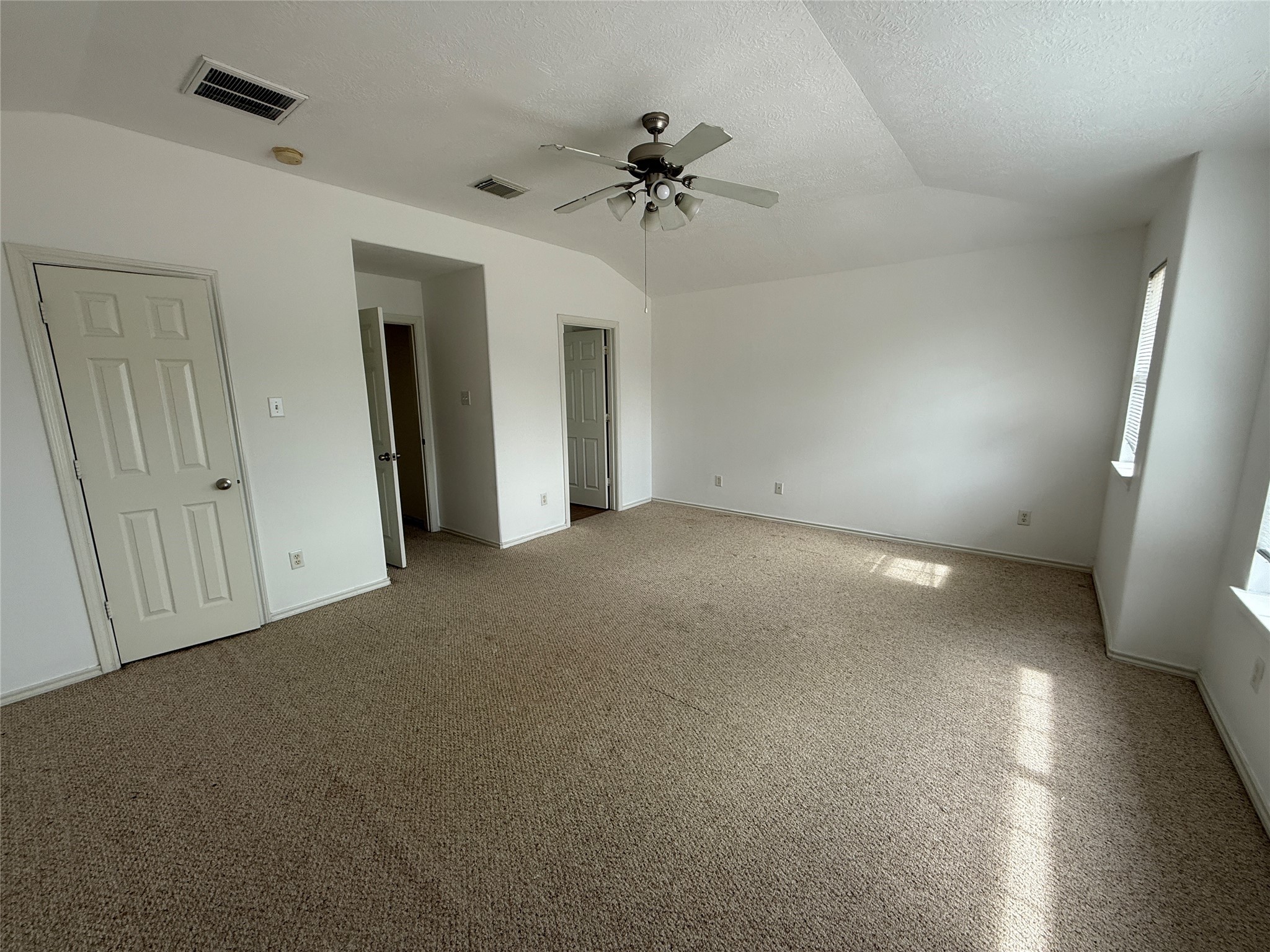 5611 Stonecloud Lane Property Photo 7