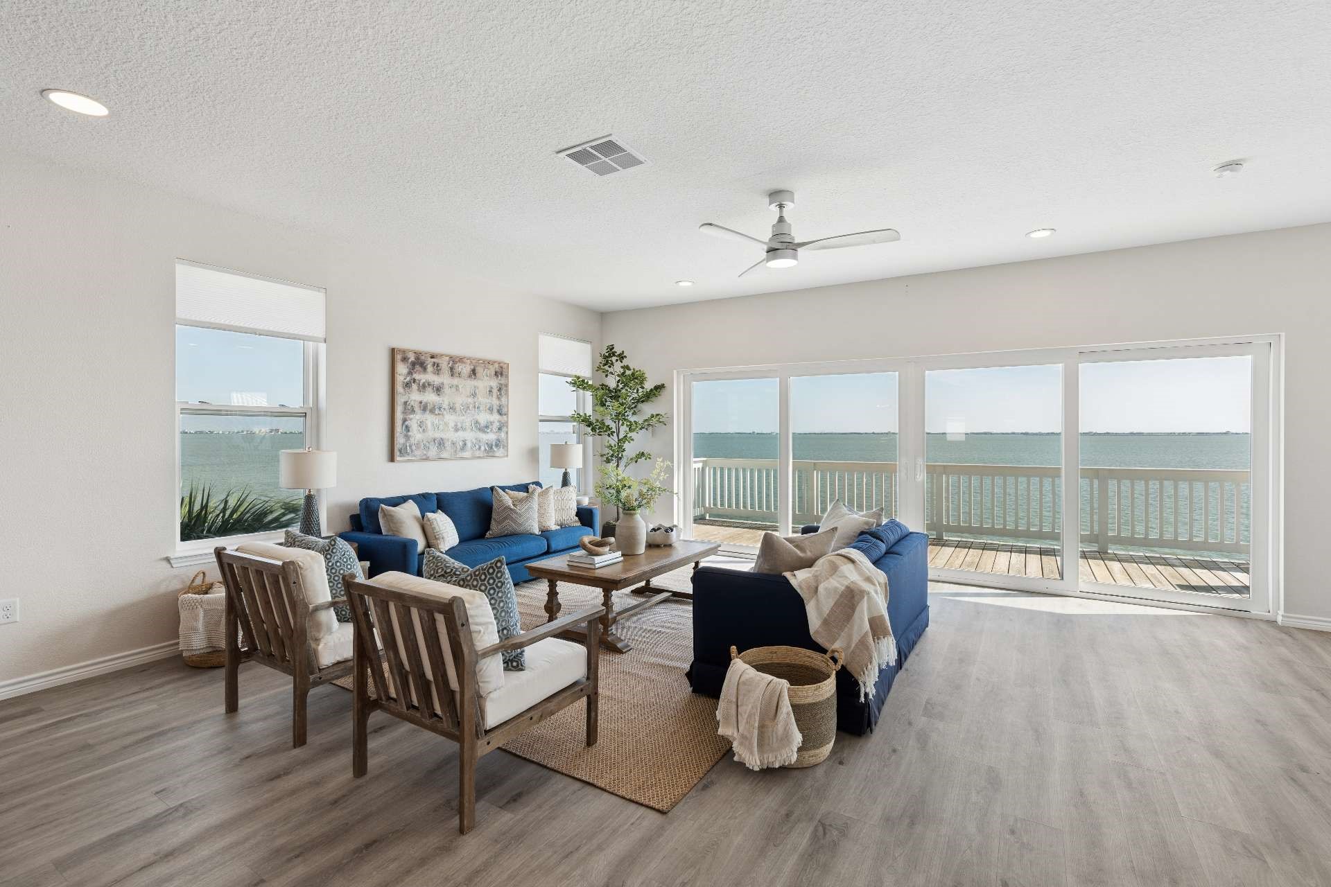 106 Quayside Drive Property Photo 9
