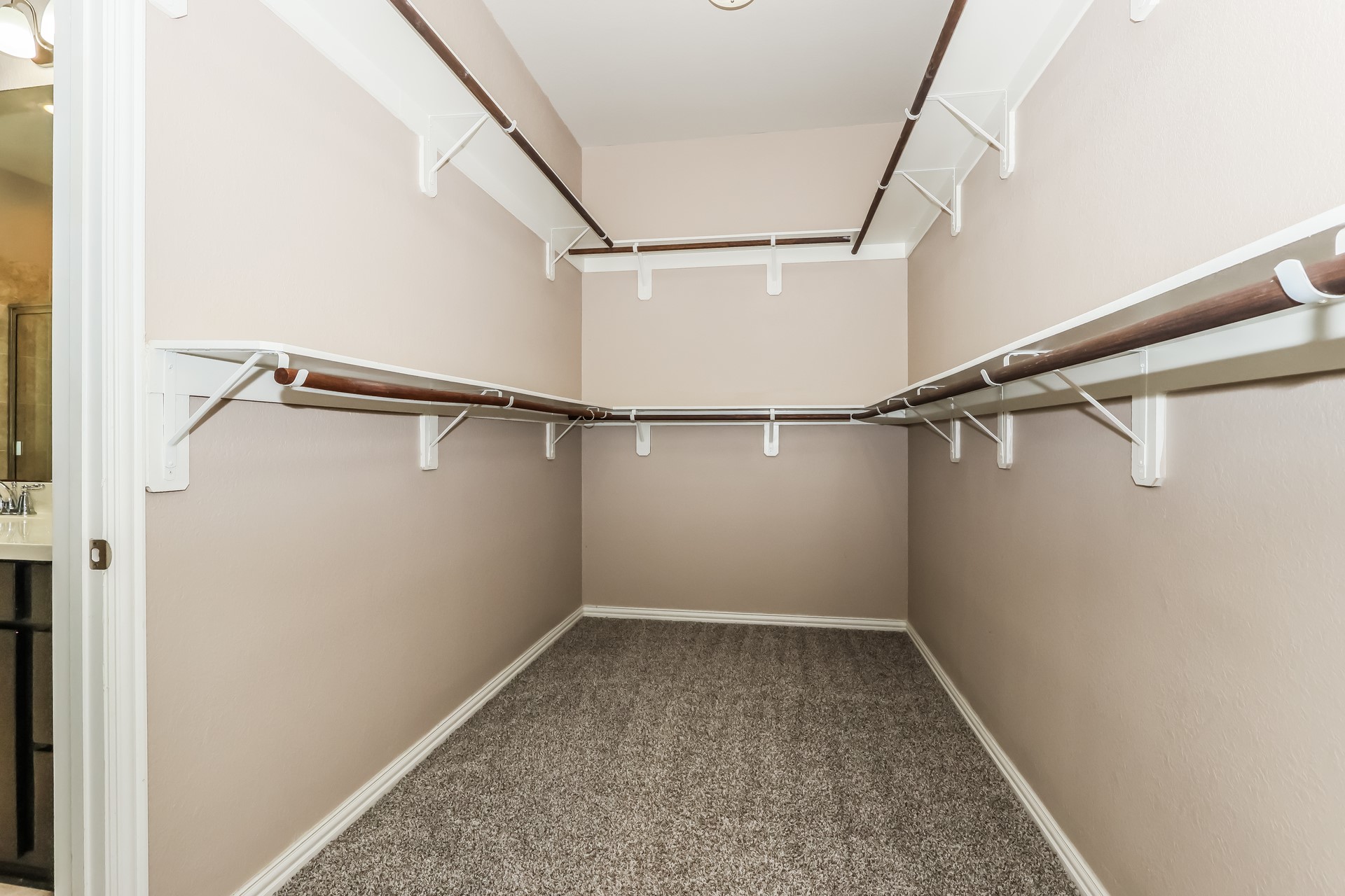 29546 Westhope Drive Property Photo 21