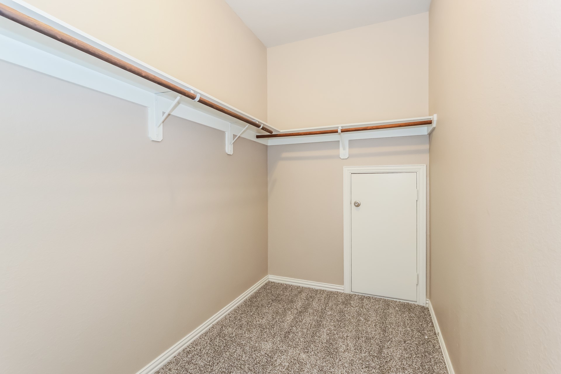 29546 Westhope Drive Property Photo 22