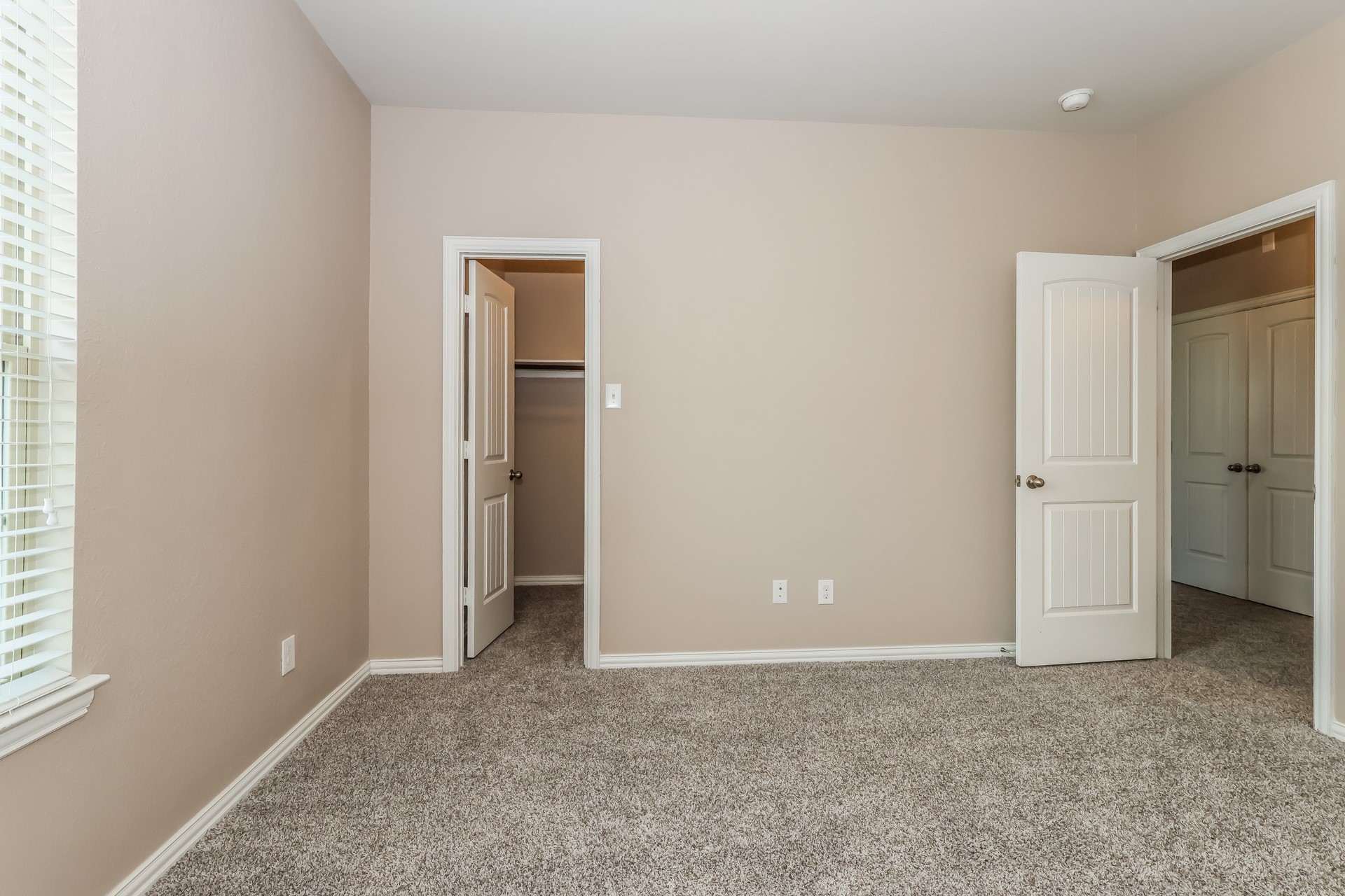 29546 Westhope Drive Property Photo 25