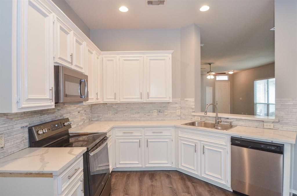 14938 Atmore Place Drive Property Photo 1