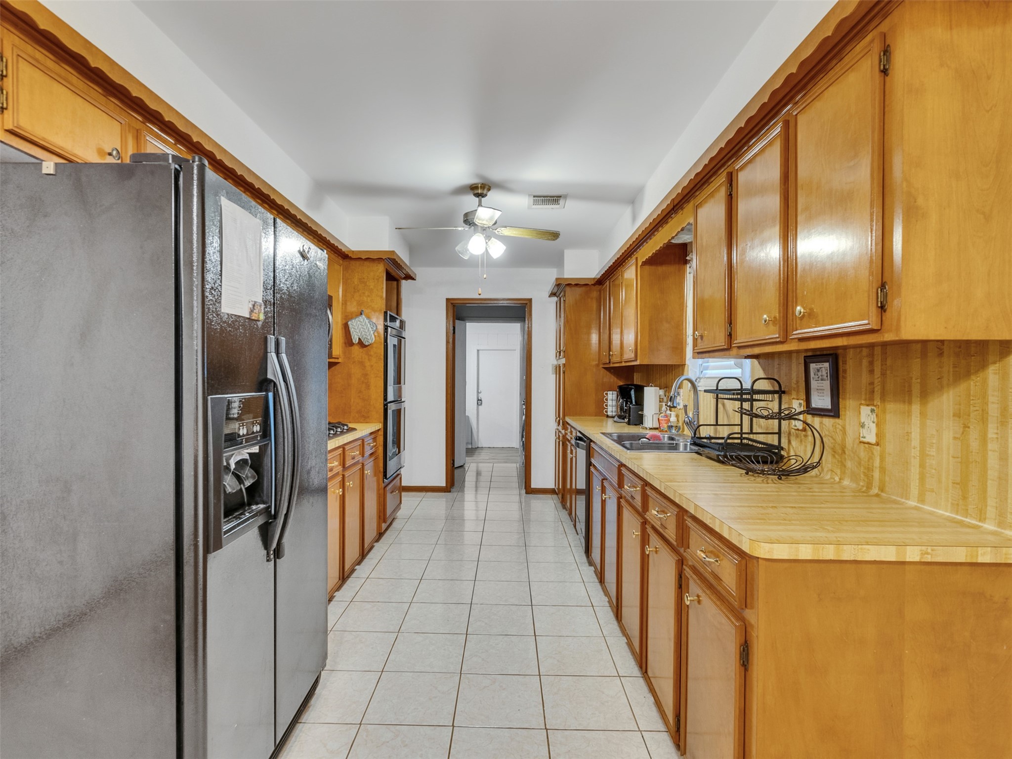 4002 Thistledown Drive Property Photo 11