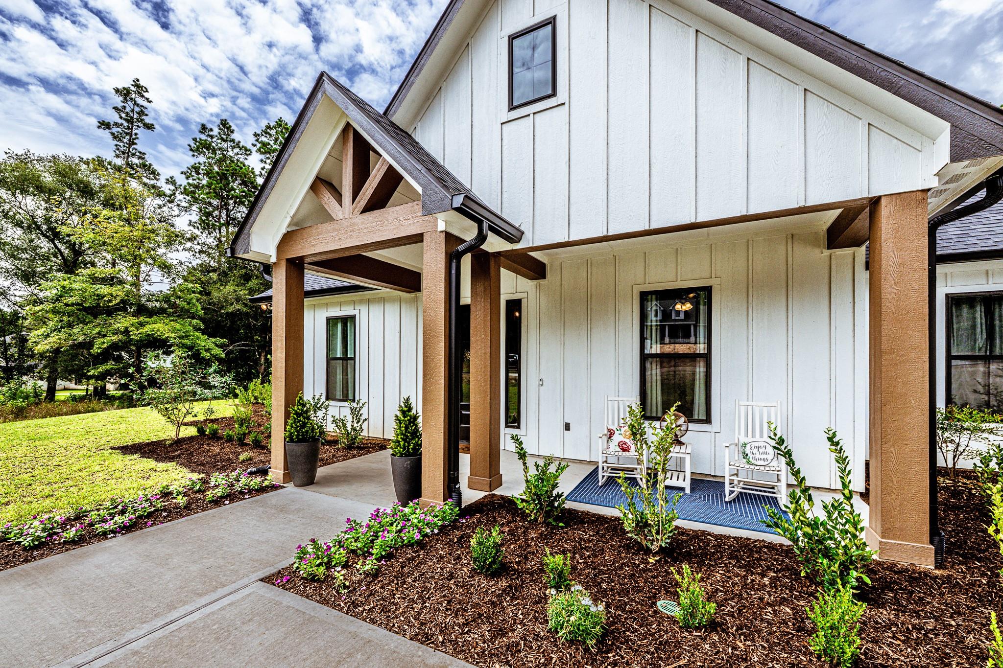 111 Eagle Run Property Photo 2