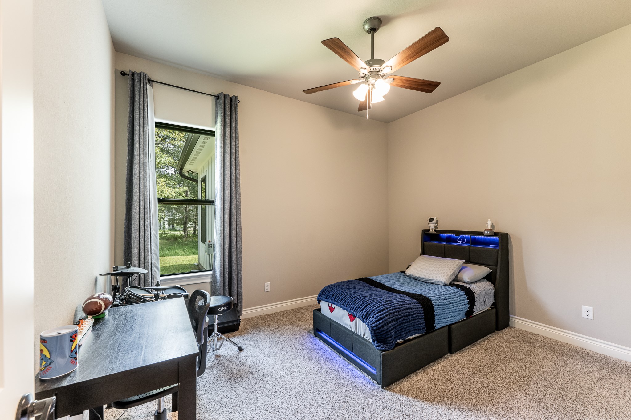111 Eagle Run Property Photo 23