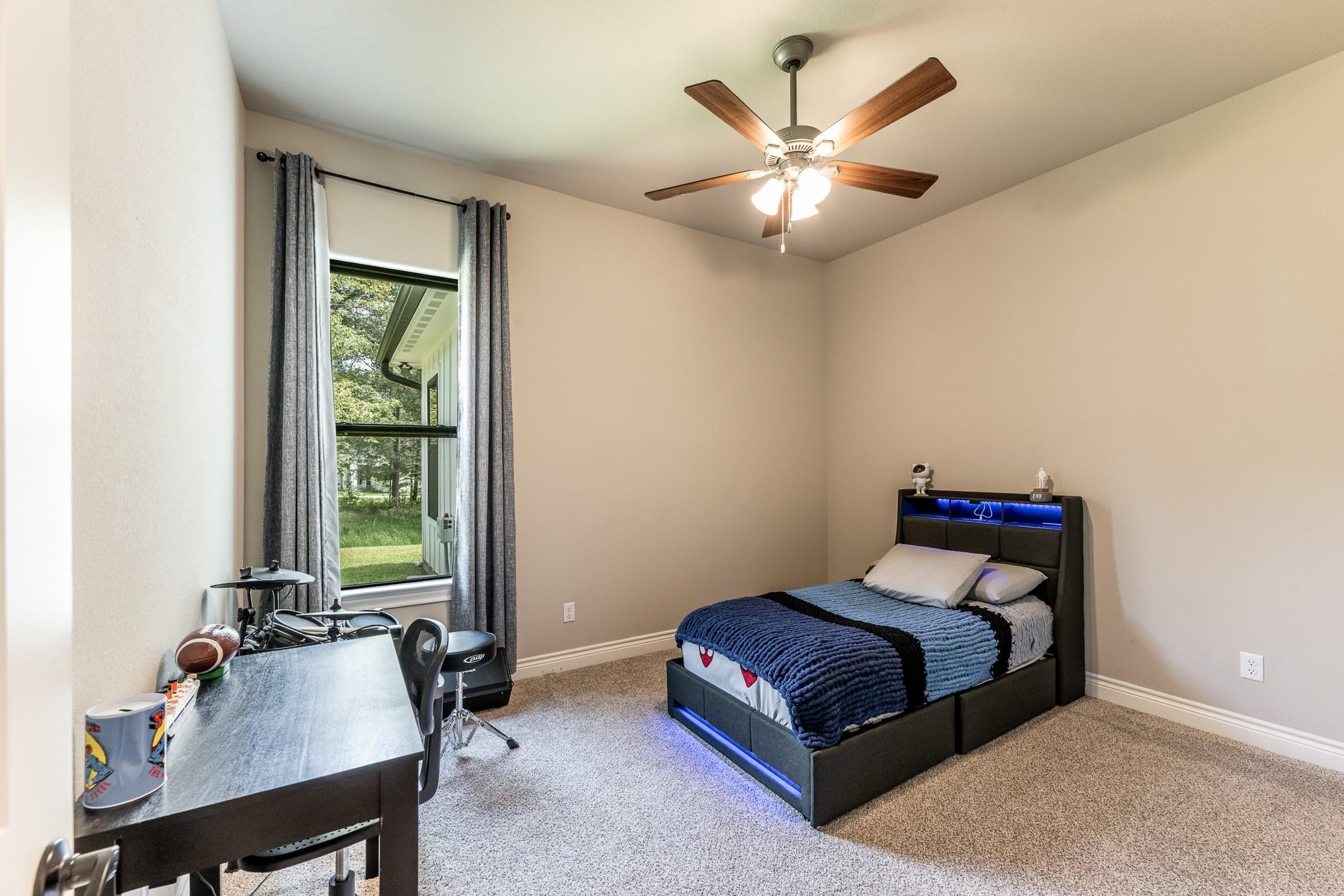 111 Eagle Run Property Photo 23