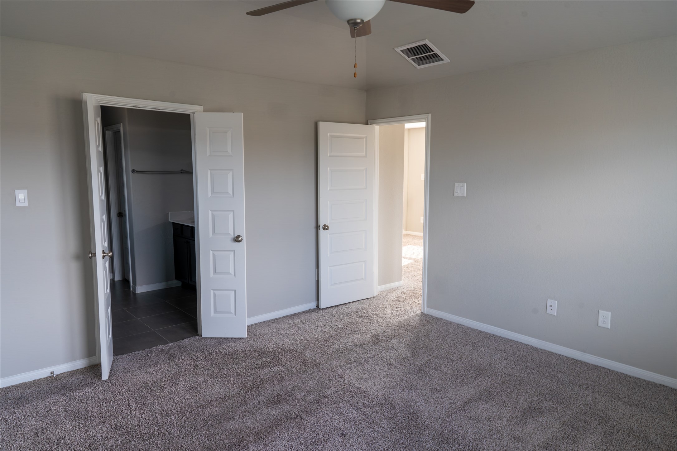 7010 Silverleaf Oak Street Property Photo 24