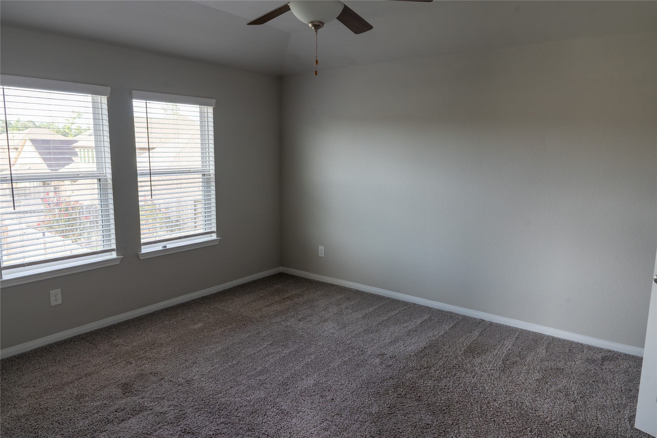 7010 Silverleaf Oak Street Property Photo 25