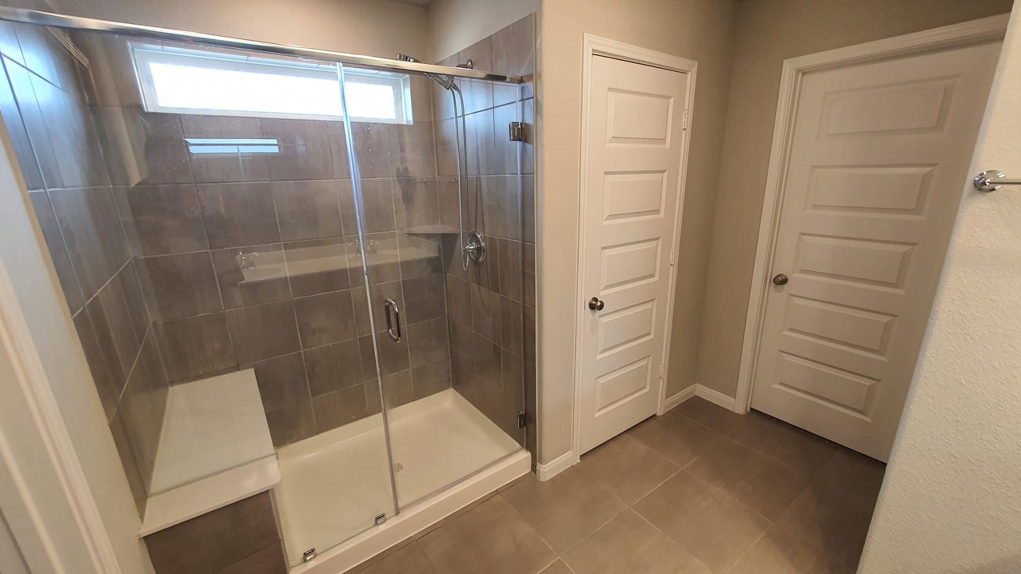 7010 Silverleaf Oak Street Property Photo 28