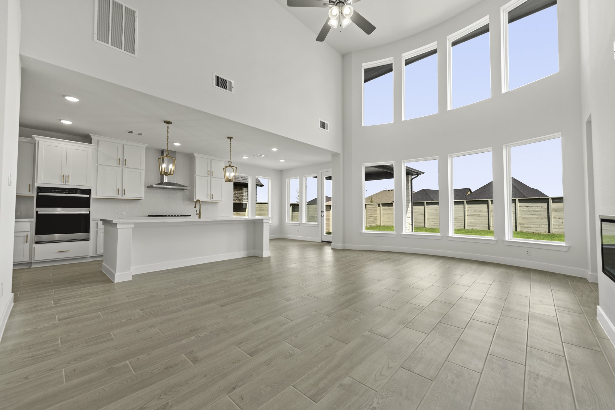 7102 Frio Drive Property Photo 4