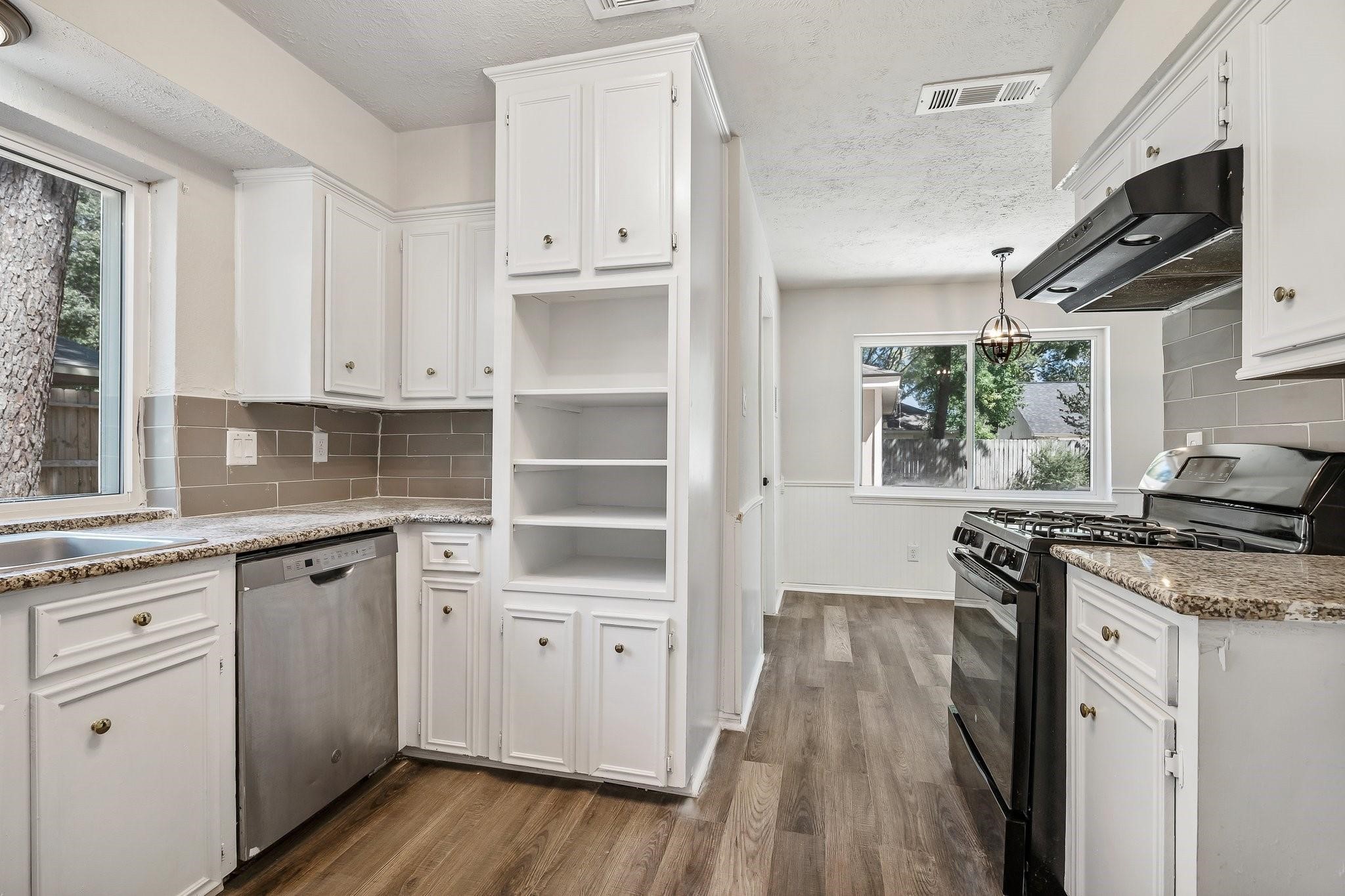 23410 Earlmist Drive Property Photo 10