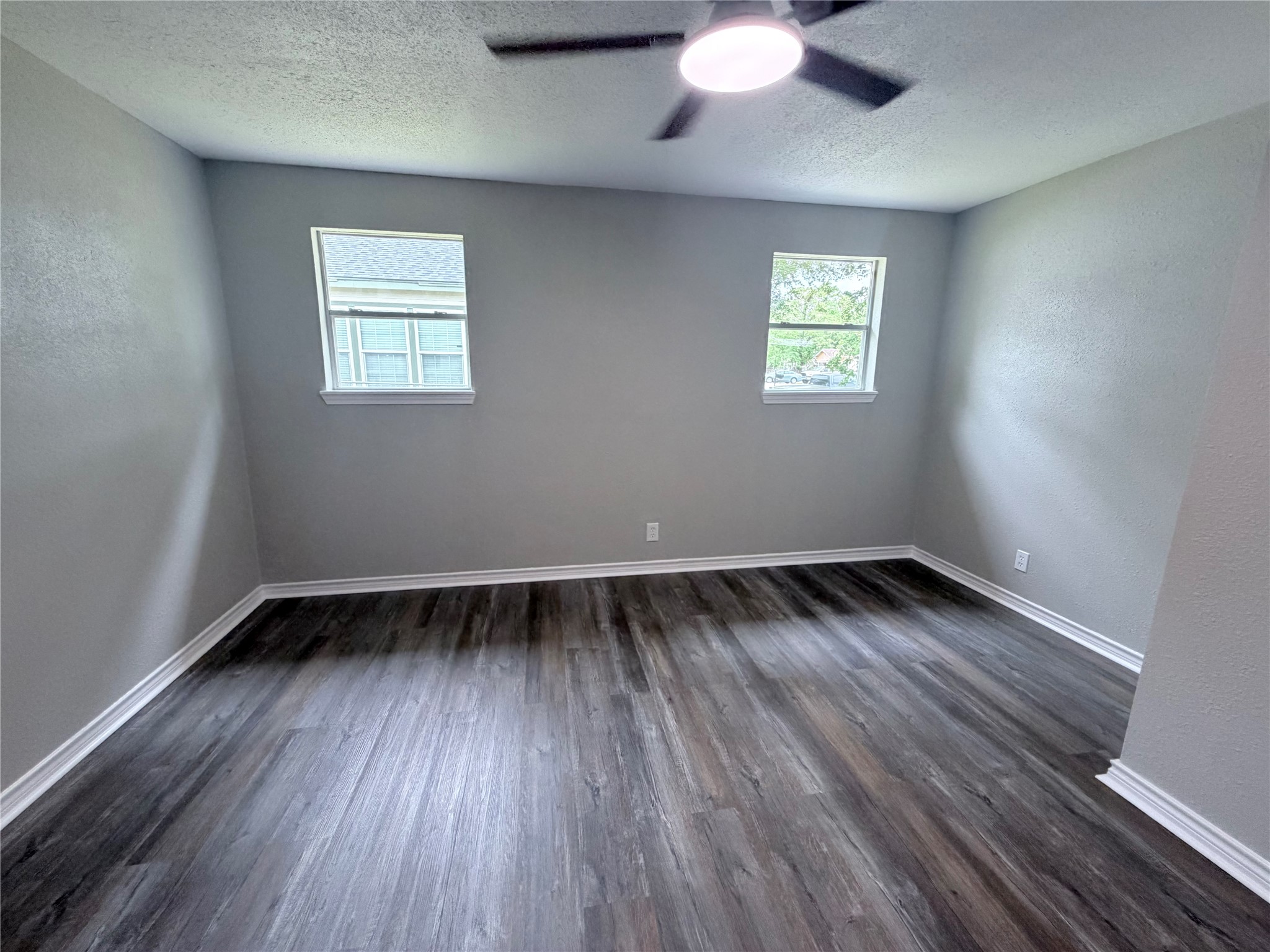 3421 Colorado Avenue Property Photo 16