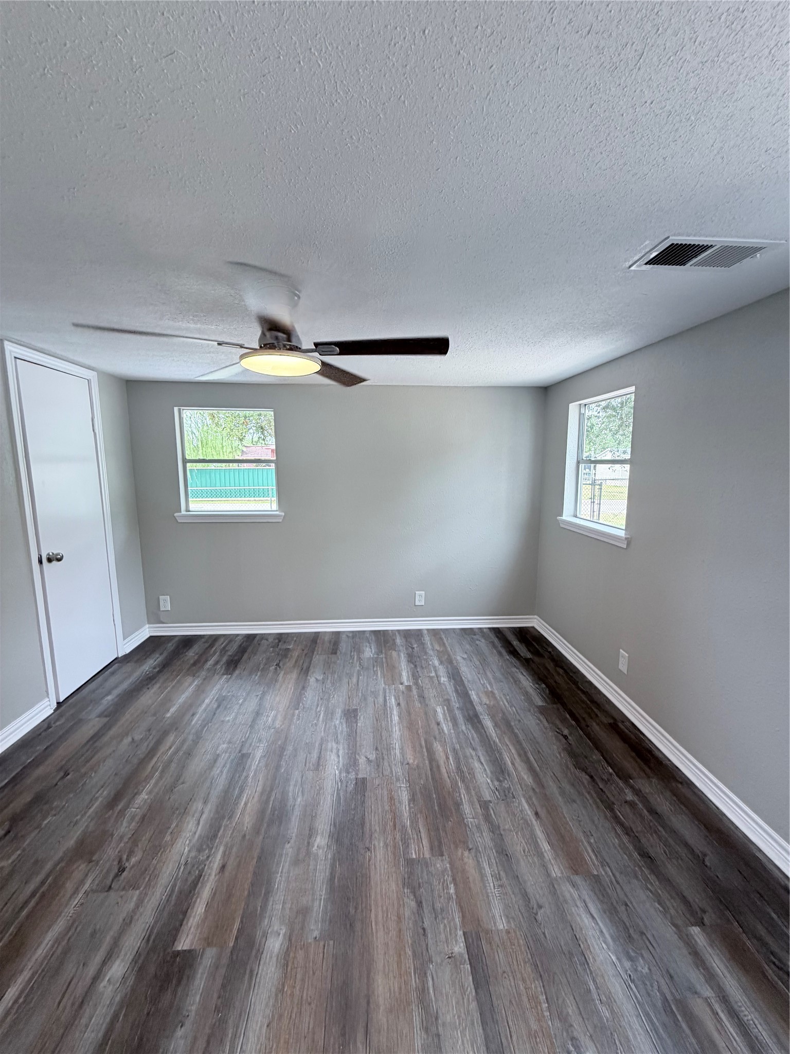 3421 Colorado Avenue Property Photo 22