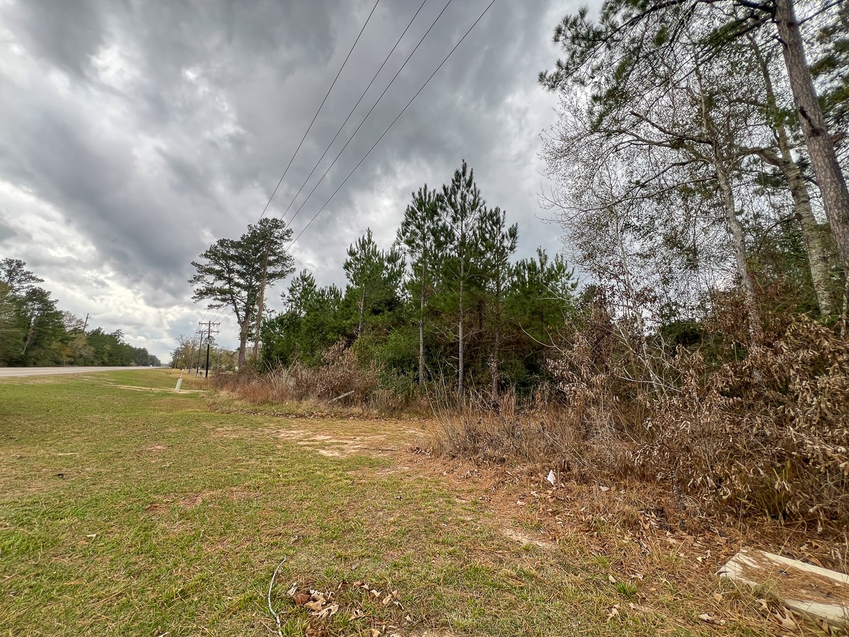 1 Highway 87 Property Photo 4