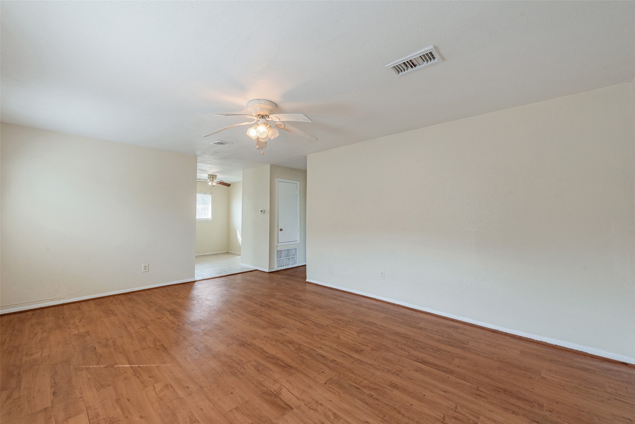 3344 Scotch Moss Lane Property Photo 5