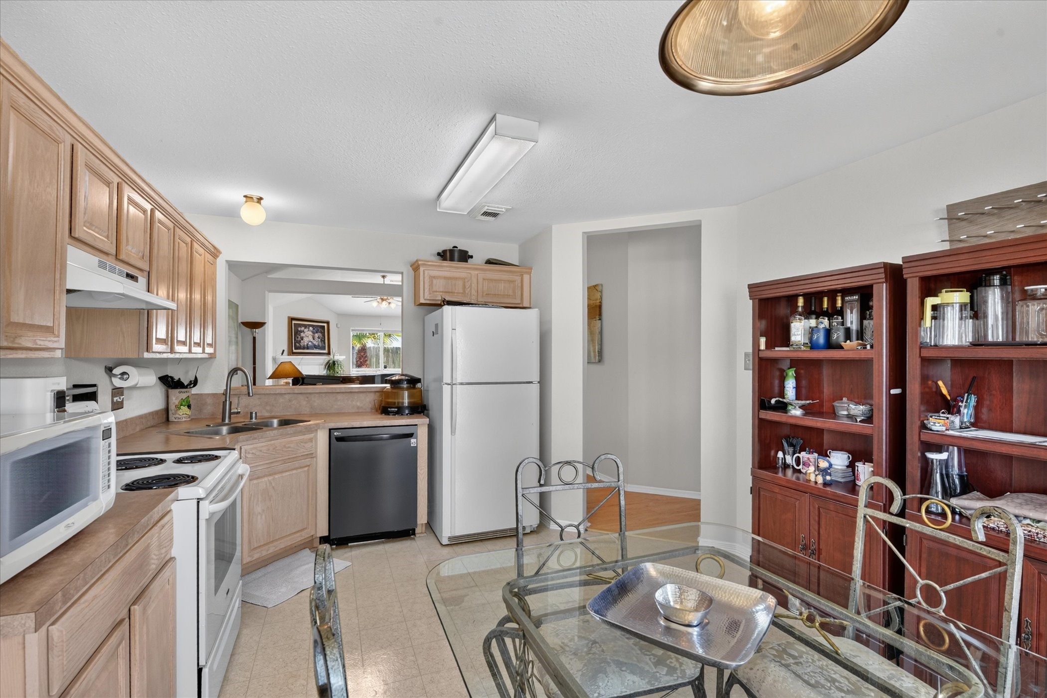 16211 Whitesage Court Property Photo 10