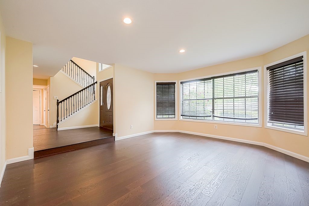 2039 Shorewood Lane Property Photo 9