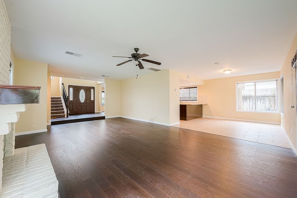 2039 Shorewood Lane Property Photo 15