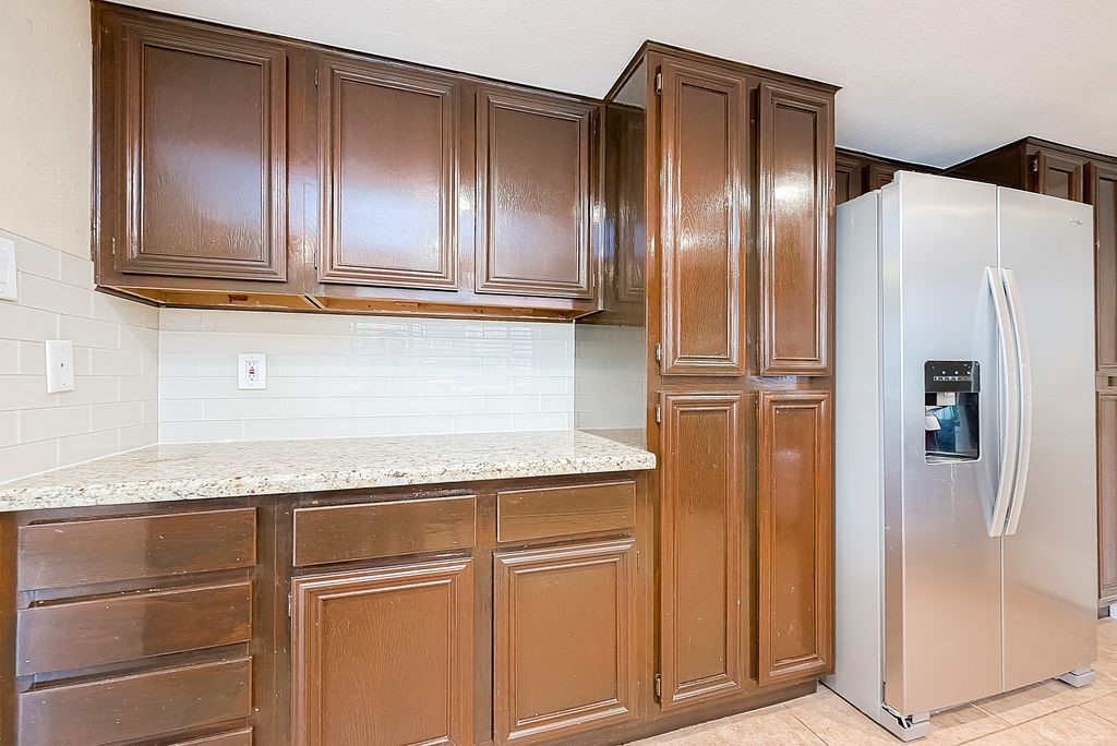 2039 Shorewood Lane Property Photo 21