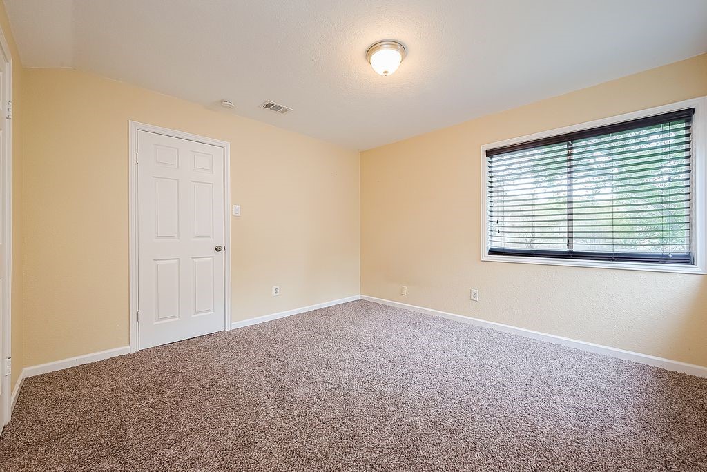 2039 Shorewood Lane Property Photo 30