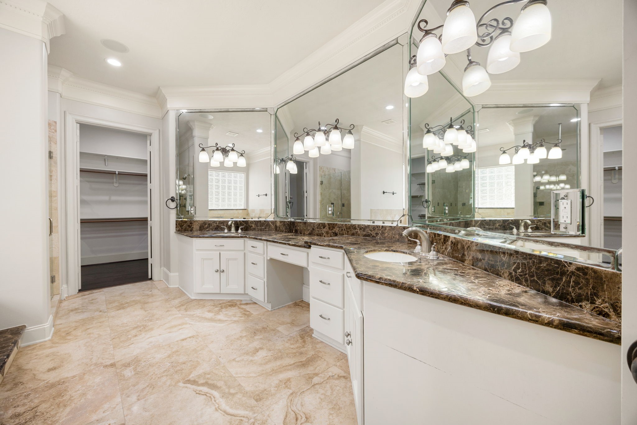 1711 Oak Shade Drive Property Photo 26