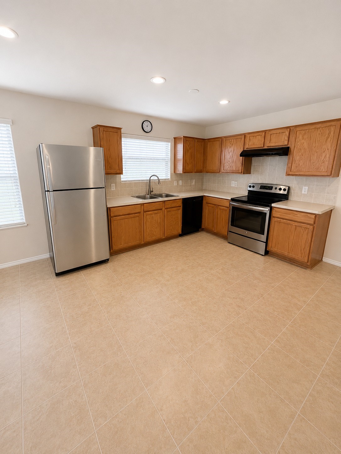 1518 Perennial Lane Property Photo 5