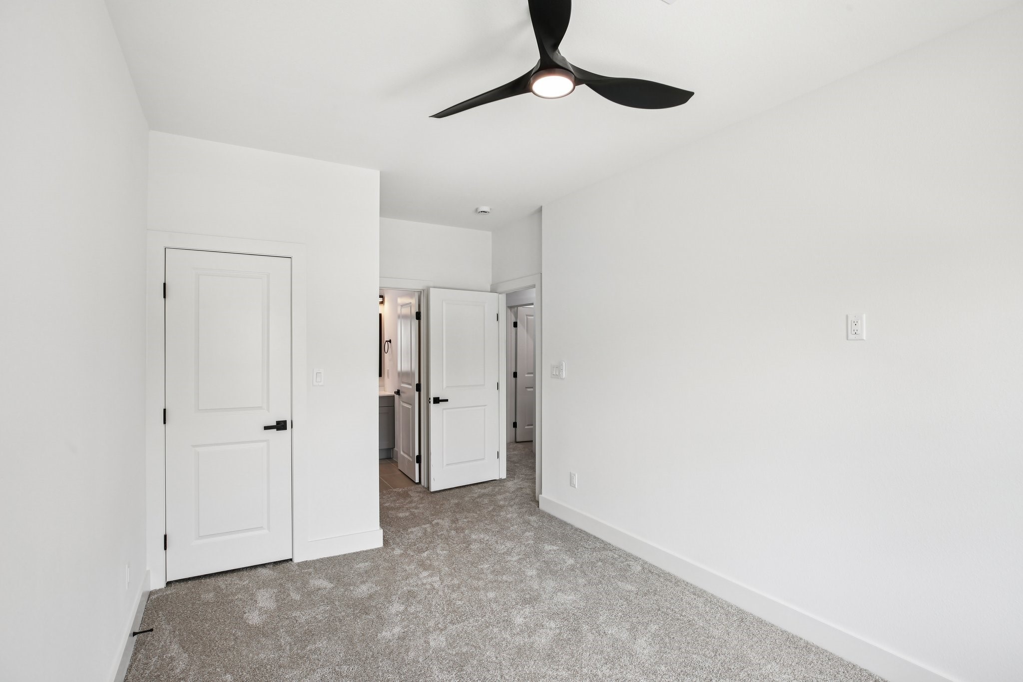 3514 Goodhope Street E Property Photo 17