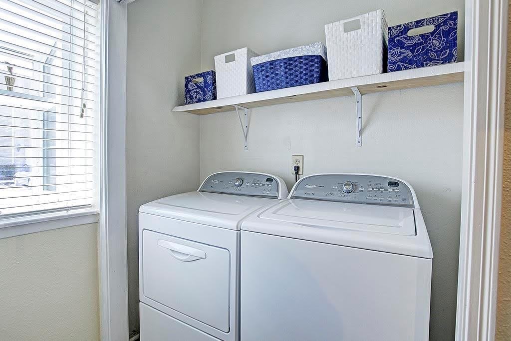 7655 Cambridge Street 7655 Property Photo 6