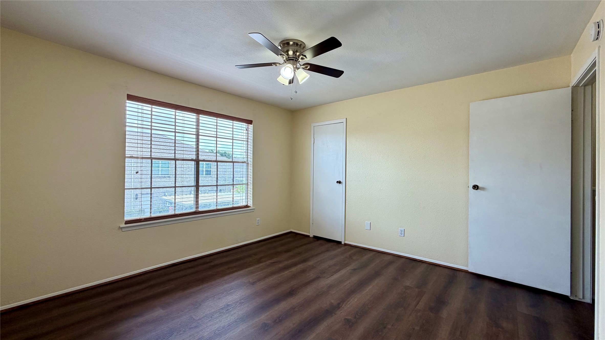 7655 Cambridge Street 7655 Property Photo 11