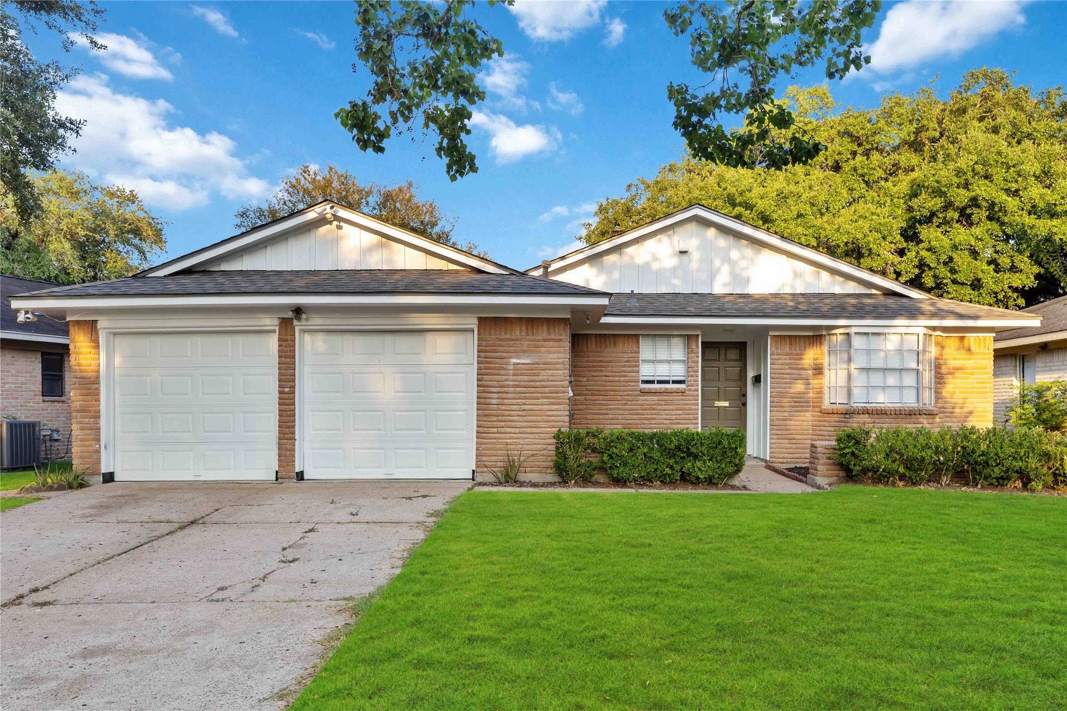 10510 Sapling Way Property Photo 1