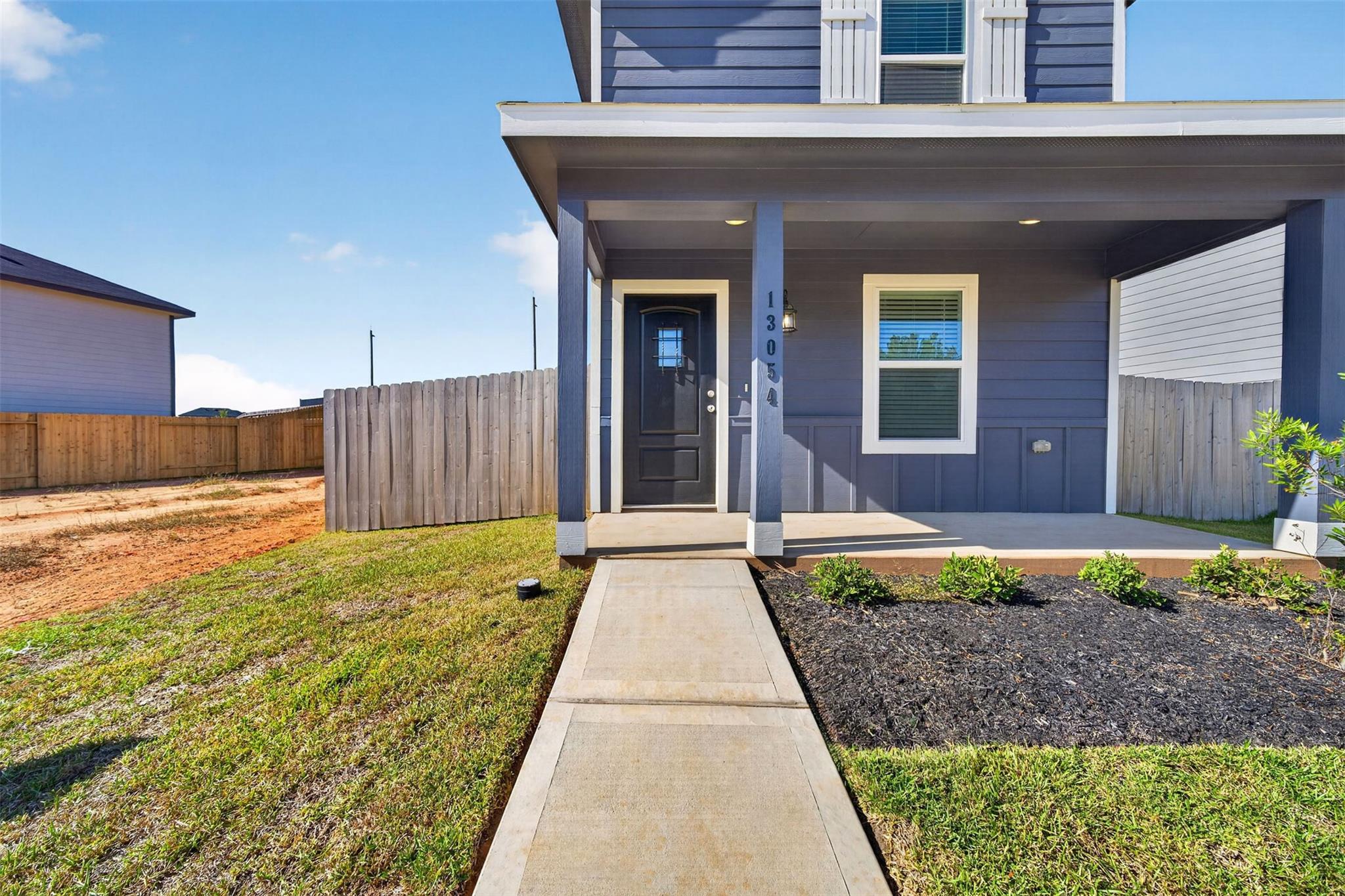 13054 Turret Bend Way Property Photo 4