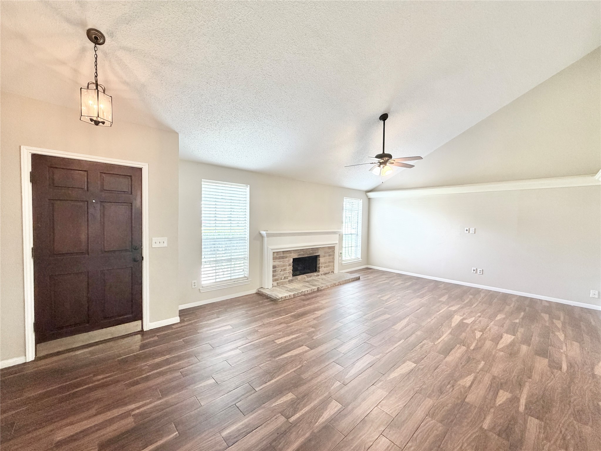 11223 Willow Field Drive Property Photo 5