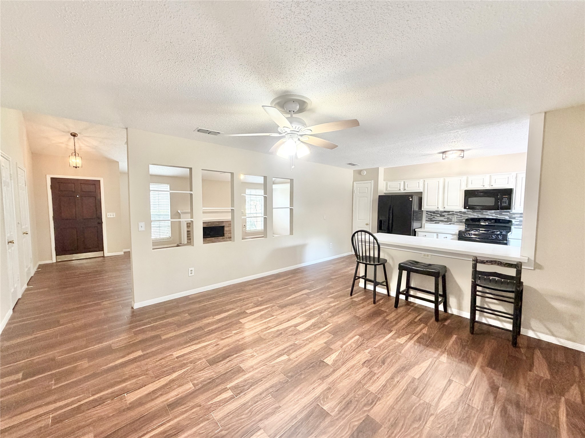 11223 Willow Field Drive Property Photo 8