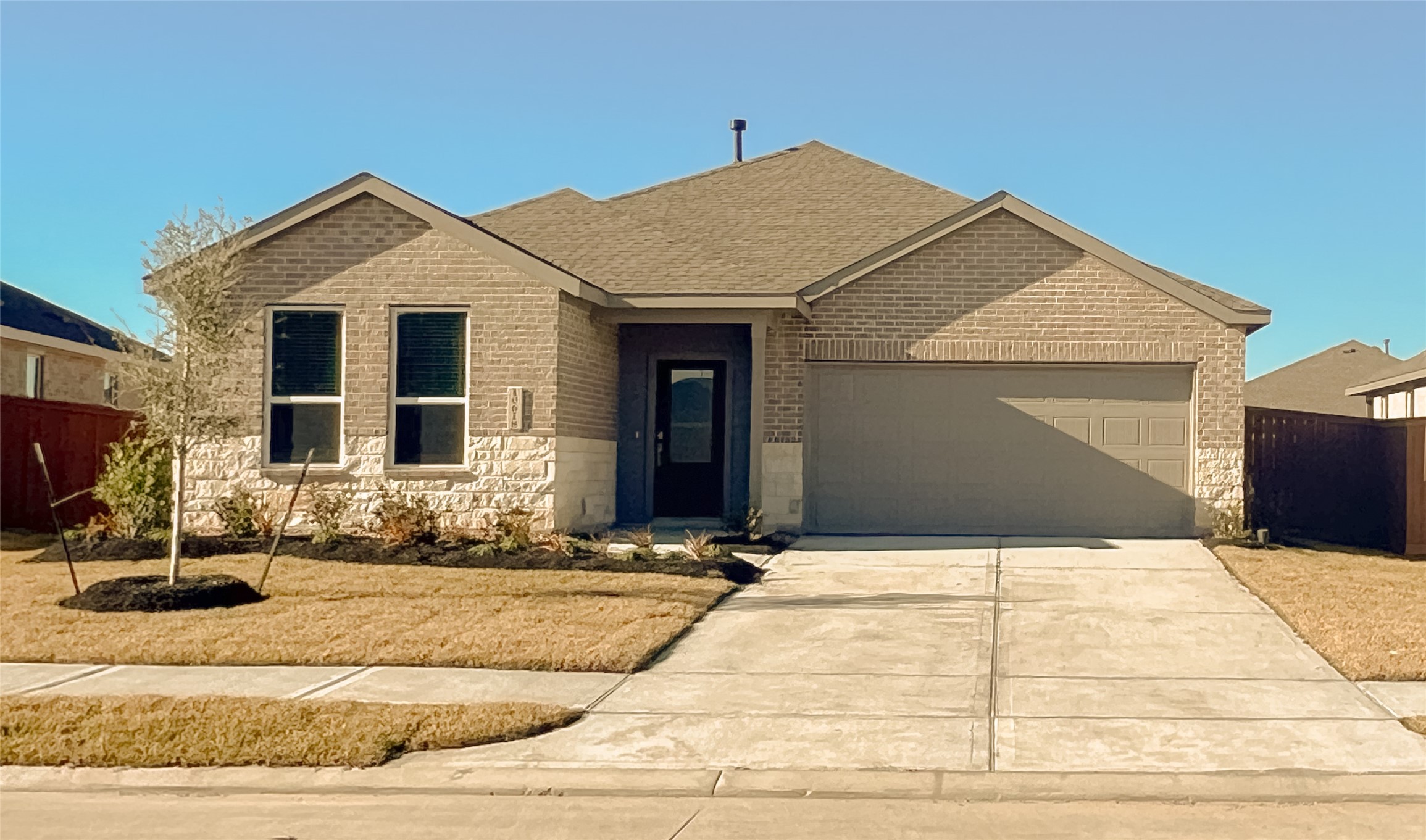 10618 Crimson Trace Property Photo 1