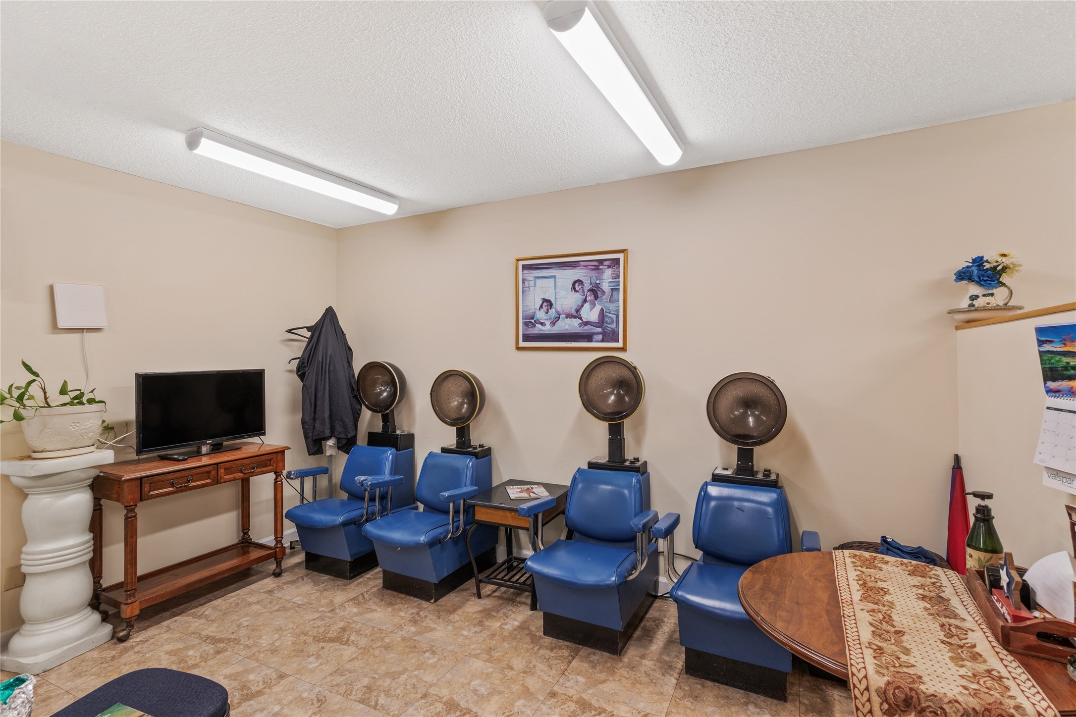 1360 E Alcy Road Property Photo 8