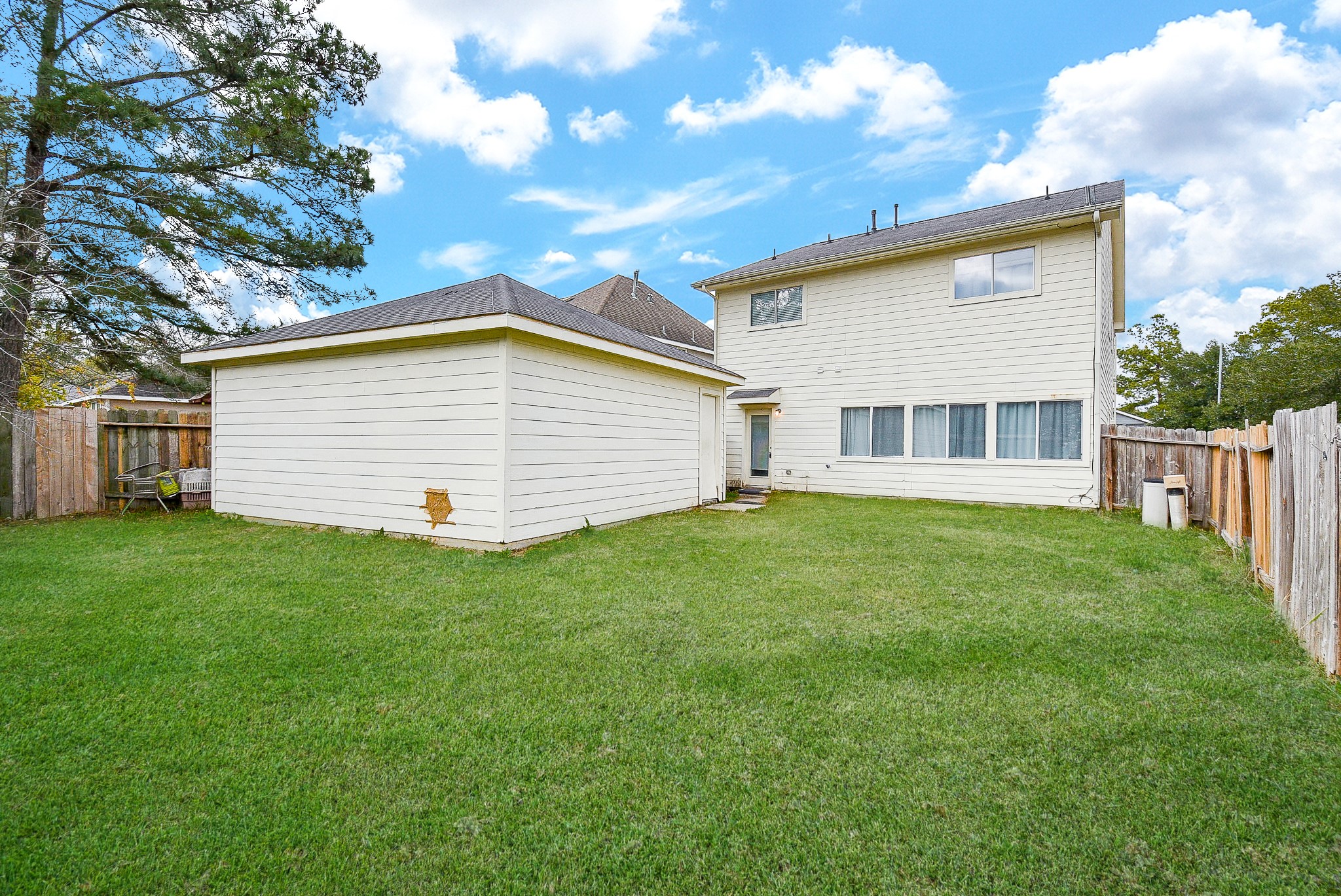 812 Dragonfly Drive Property Photo 2
