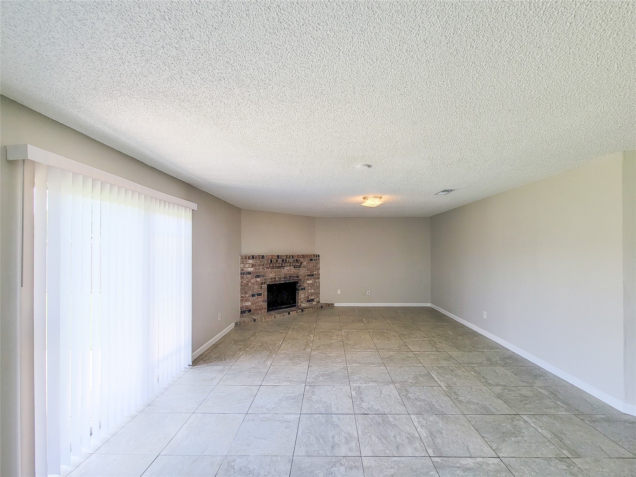 8530 Quail Burg Lane Property Photo 6