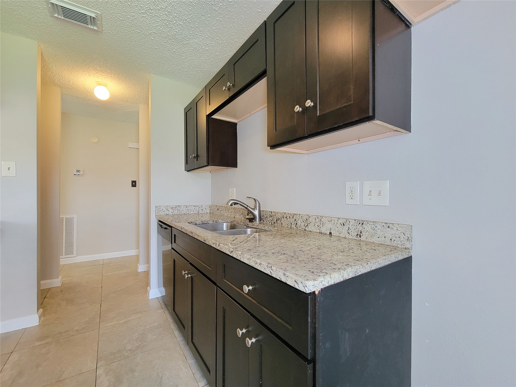 8530 Quail Burg Lane Property Photo 15