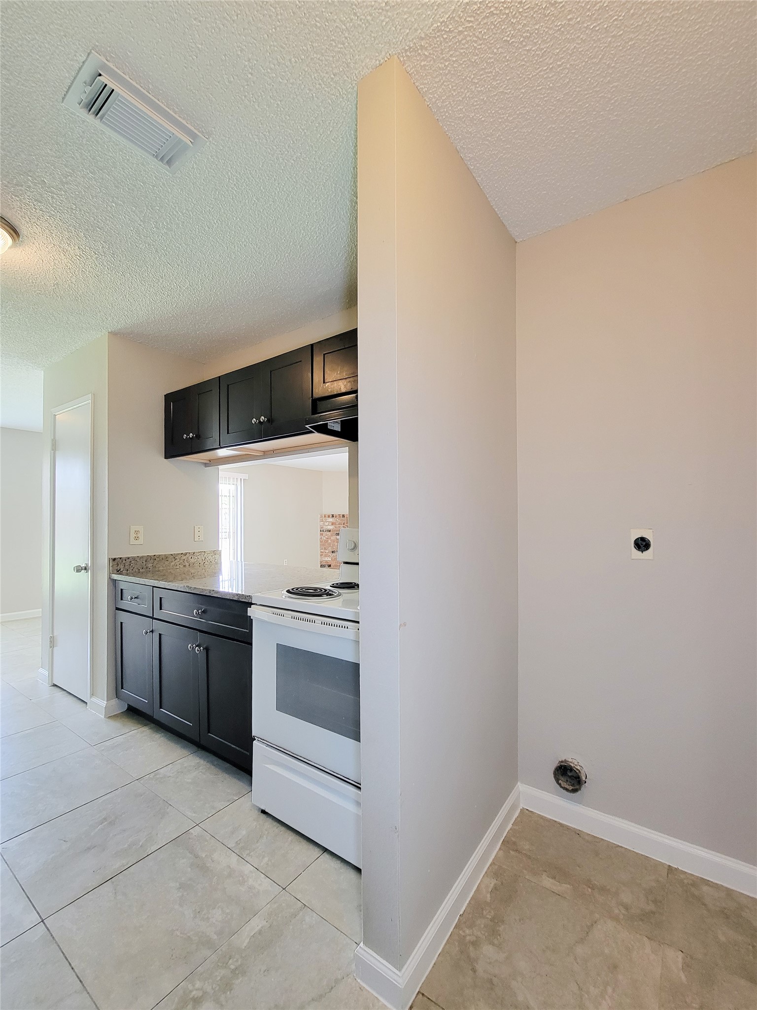 8530 Quail Burg Lane Property Photo 19