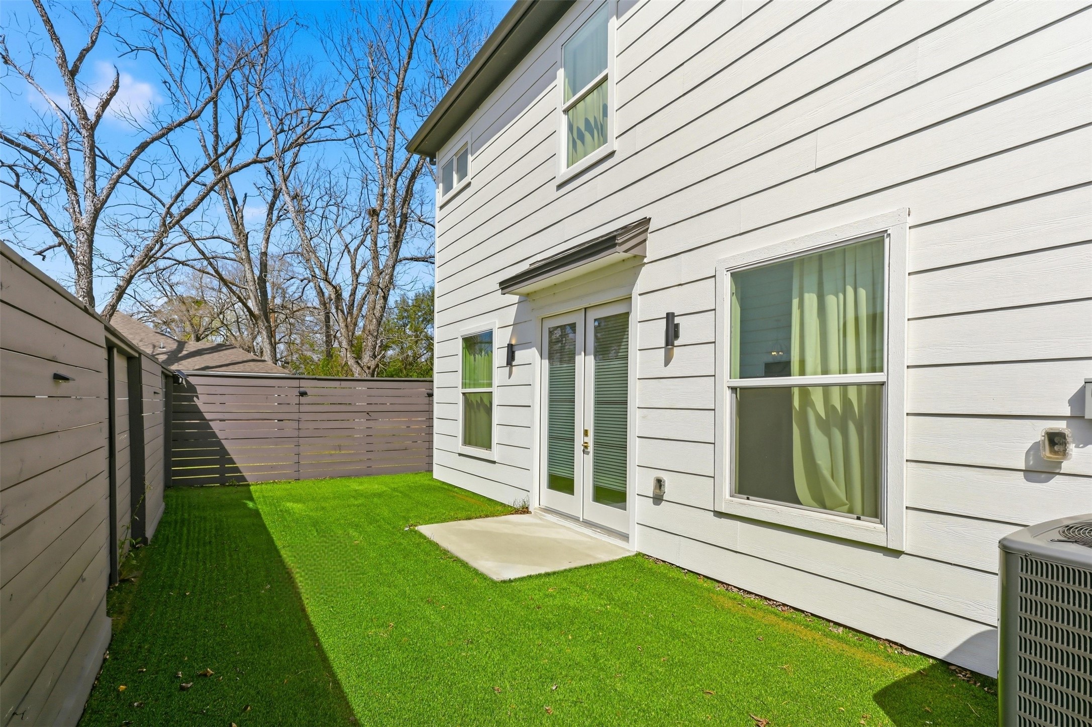 6559 Sealey Street Property Photo 14