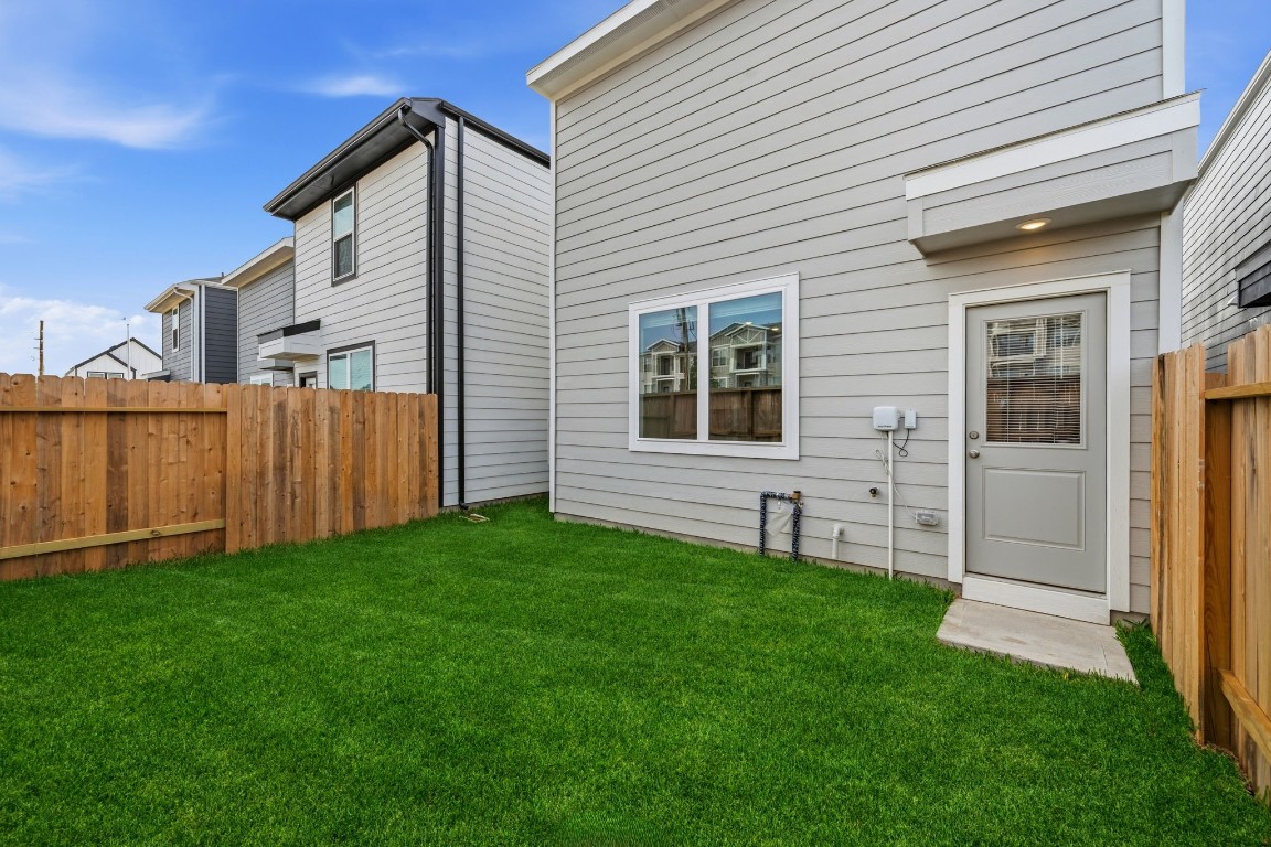 17818 Delmar Heights Property Photo 15