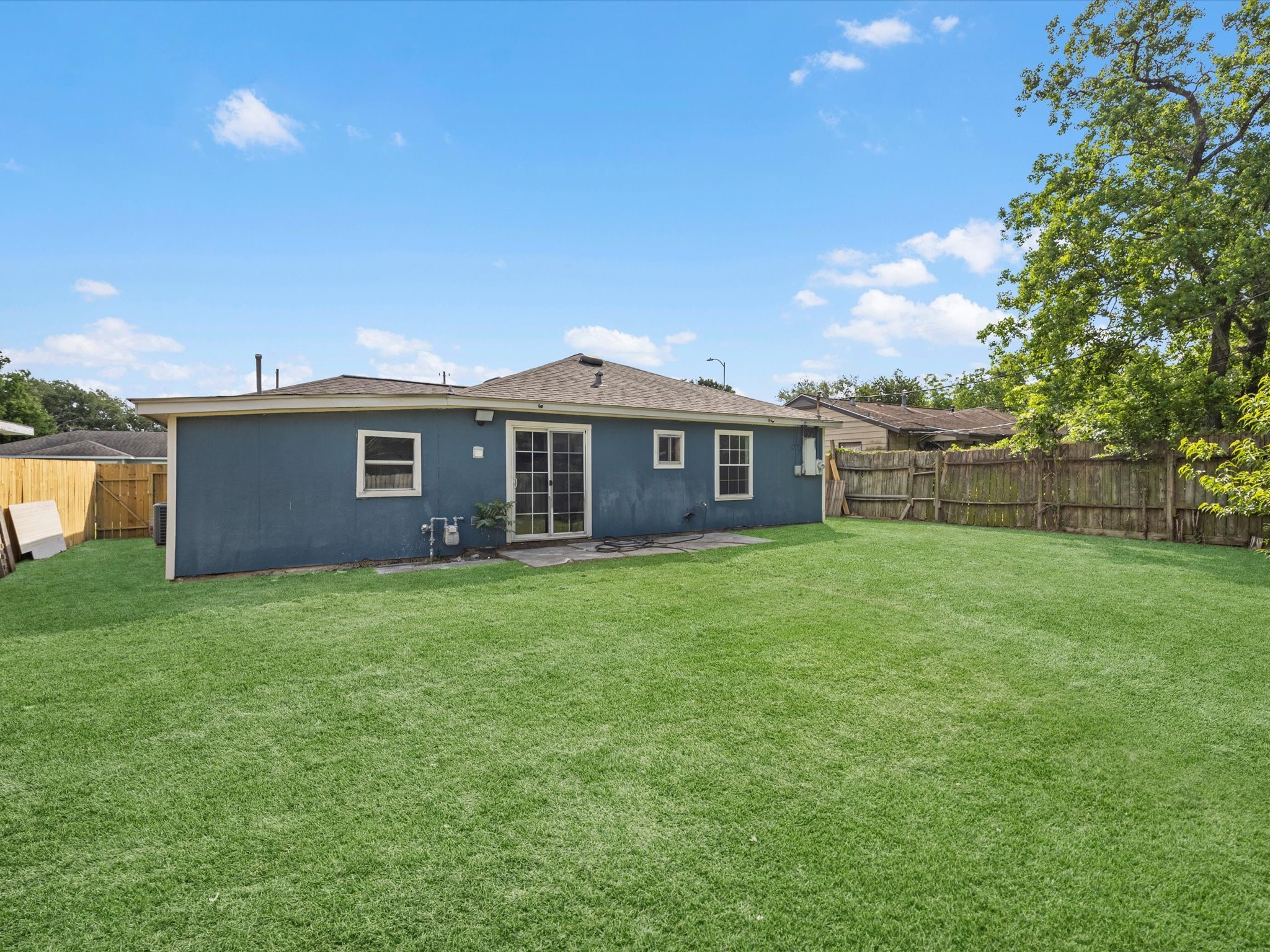 4218 Crenshaw Street Property Photo 14