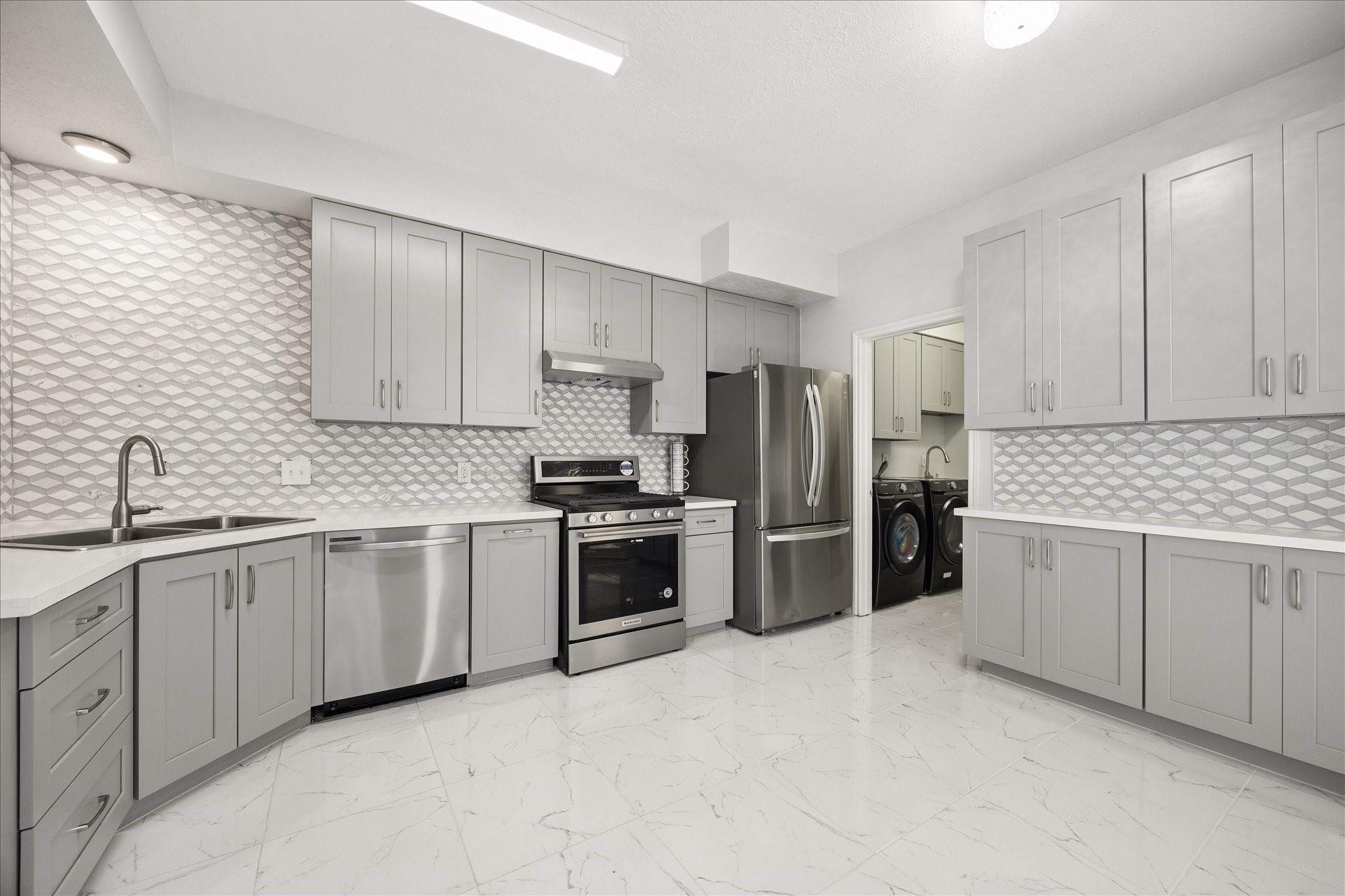 4315 Westheimer Road Property Photo 5
