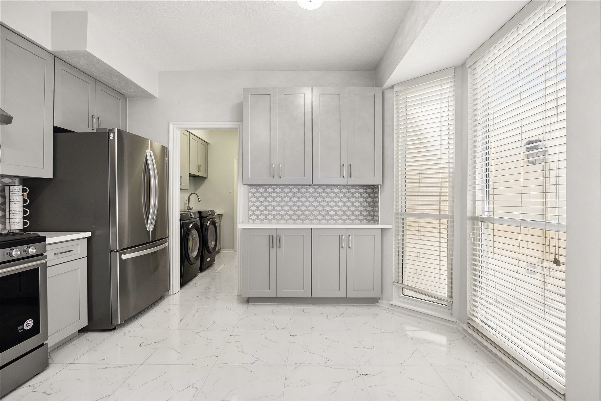 4315 Westheimer Road Property Photo 6
