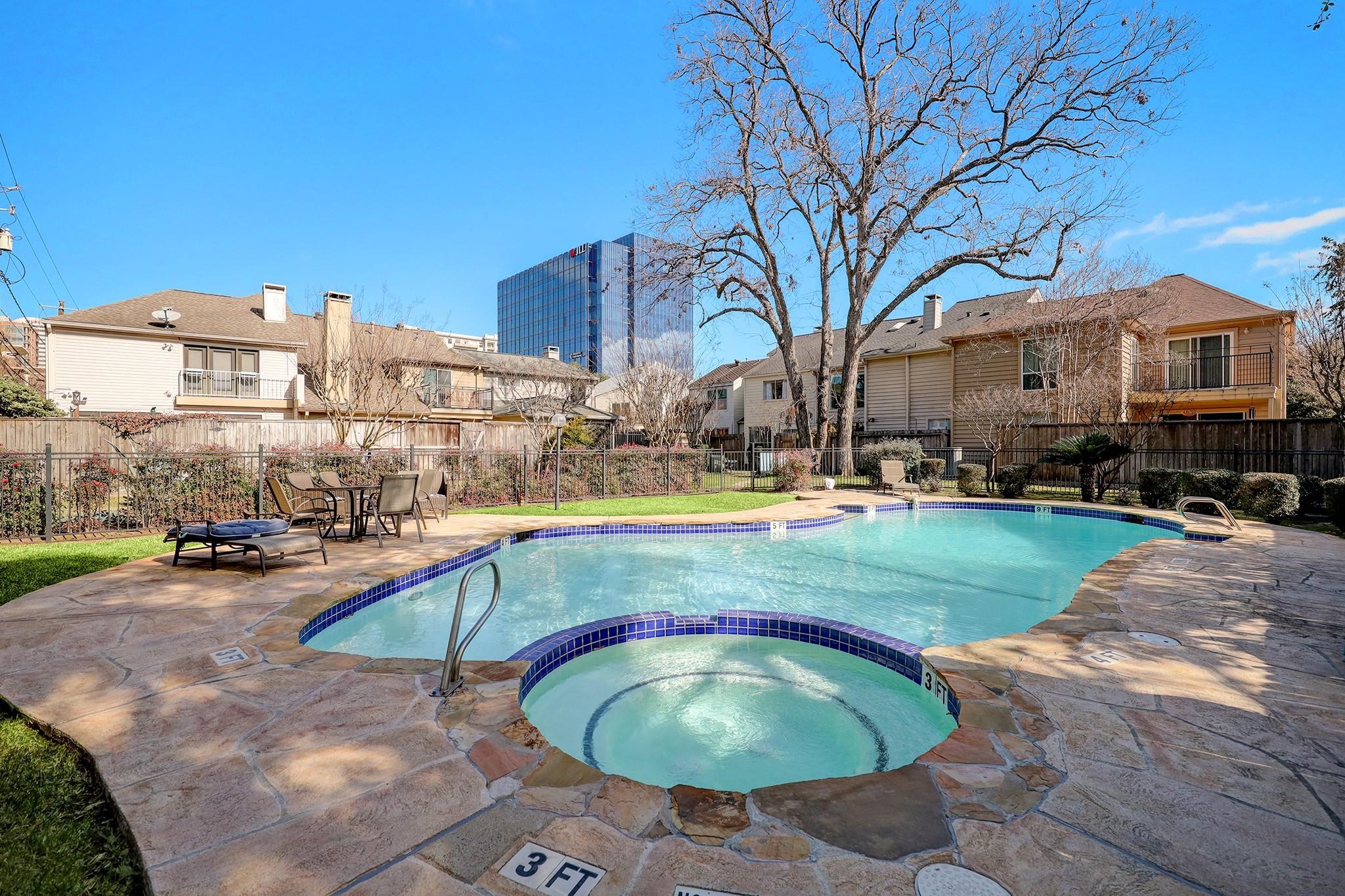 4315 Westheimer Road Property Photo 15