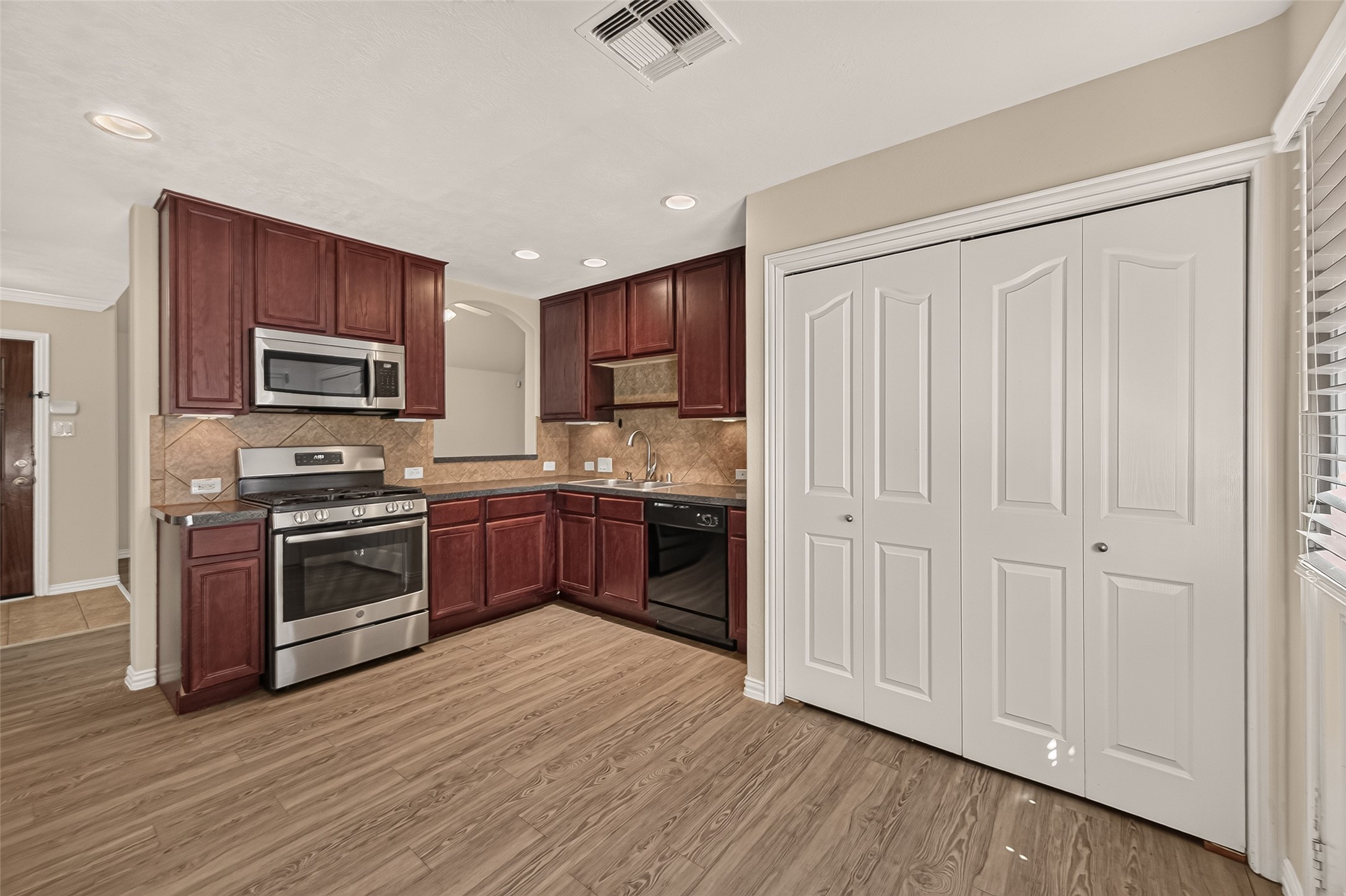 20818 Indigo River Lane Property Photo 16