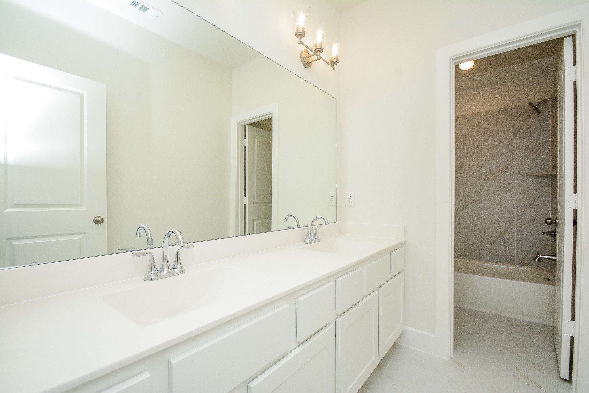 4407 Ruby Garden Court Property Photo 22