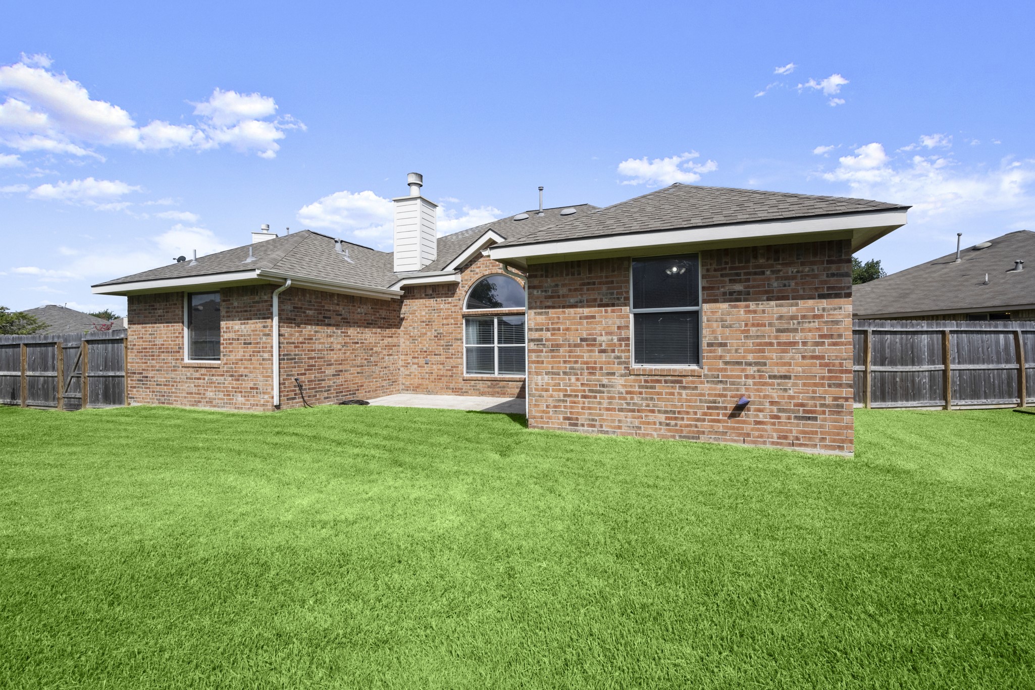 21702 Mileham Lane Property Photo 4