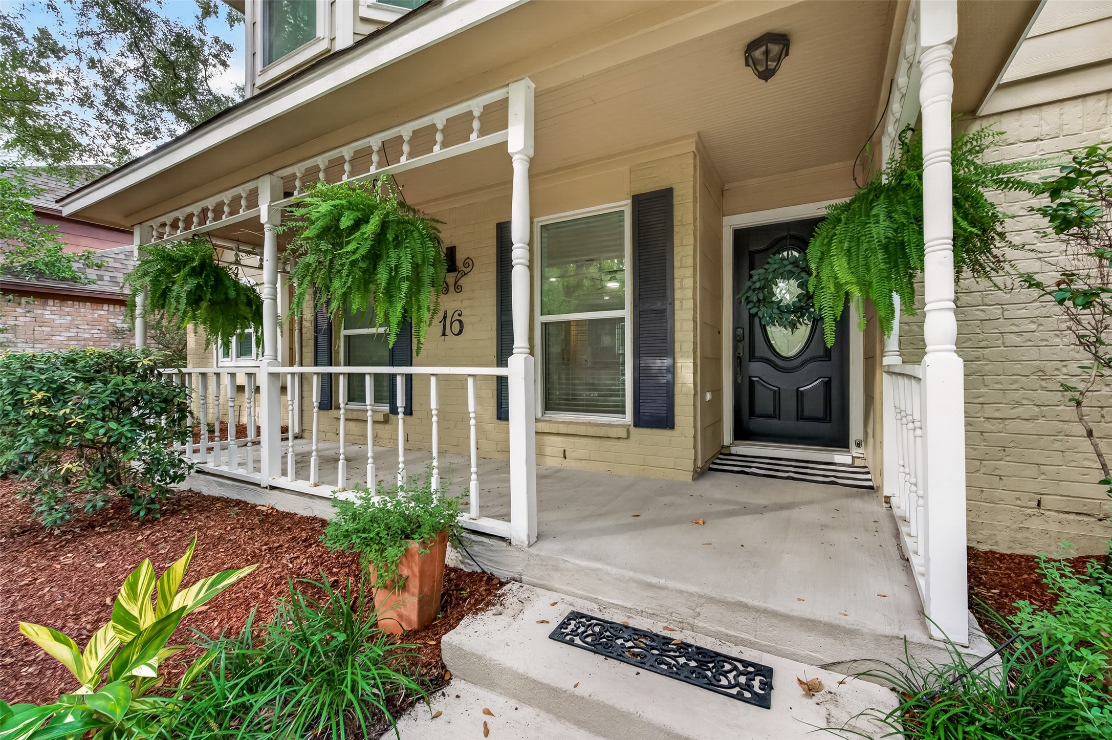 16 Mayfair Grove Court Property Photo 6