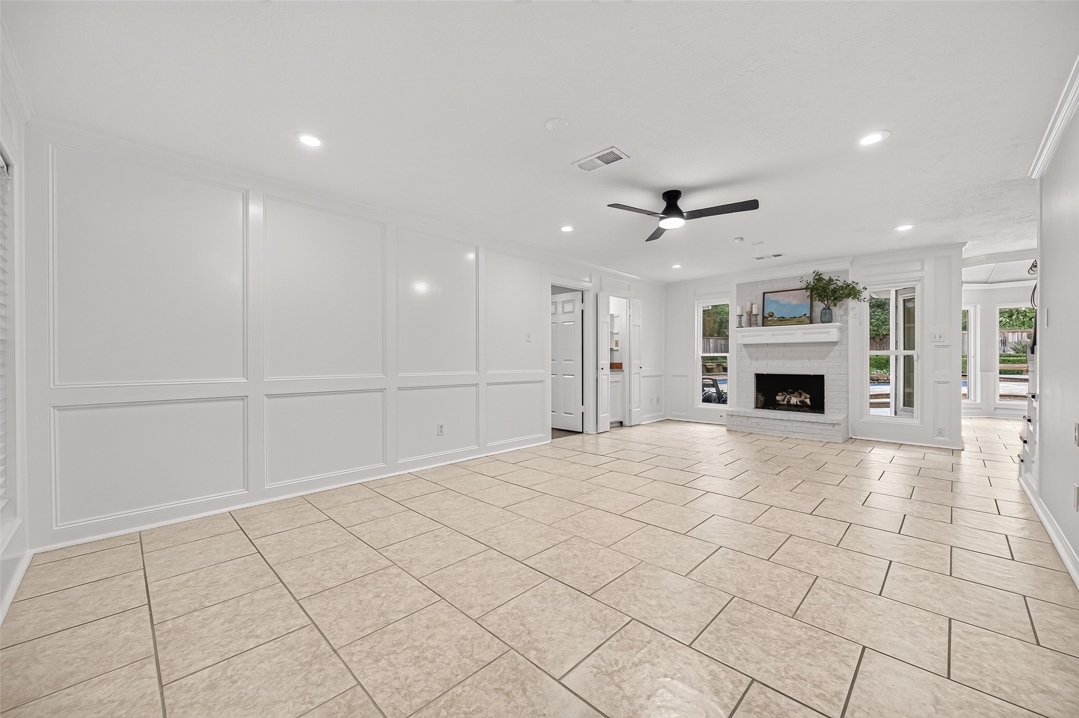 16 Mayfair Grove Court Property Photo 10